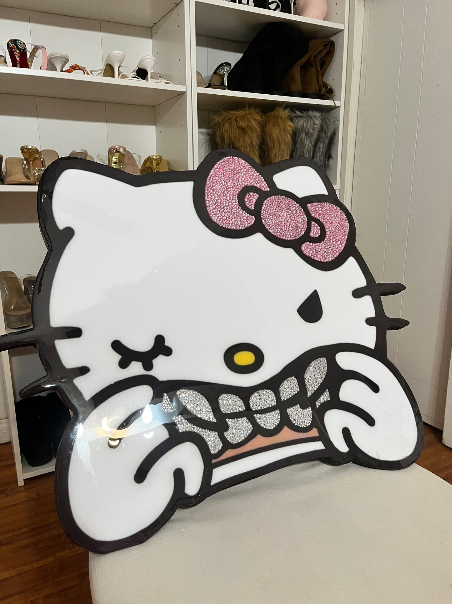 Hk head with grill (pink bow)